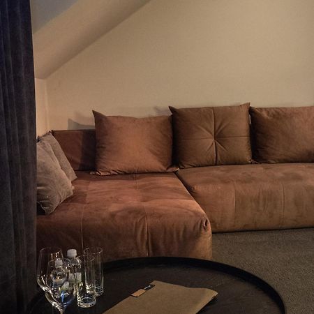 Garden Restaurant & Pension Pardubice Luaran gambar